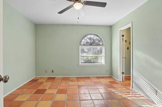 Building Photo - 11616 Fast Horse Dr