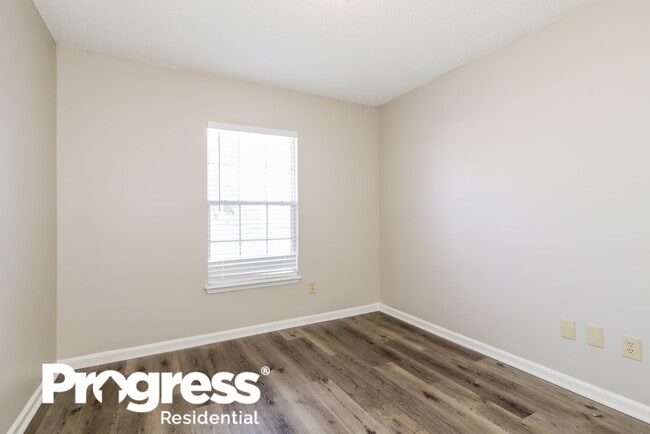 Building Photo - 3257 Fox Squirrel Dr