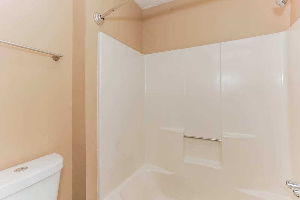 Building Photo - 520 Gregory Manor Dr SW