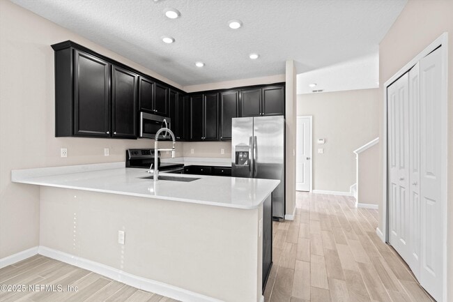 Building Photo - 1180 Beach Dune Dr