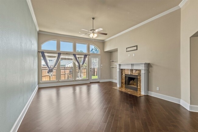 Building Photo - 2606 Kennedy Dr