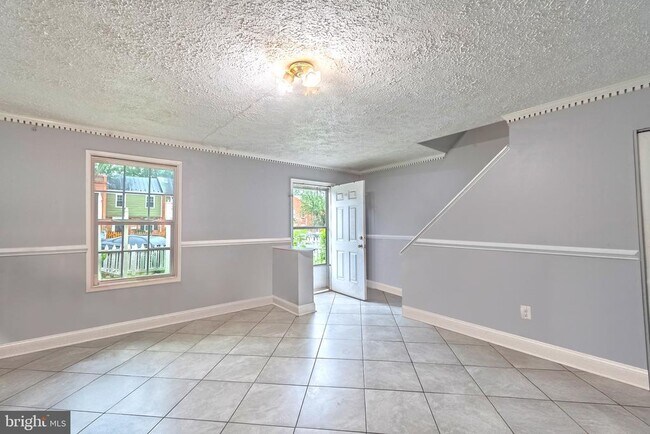 Building Photo - 9832 Buckner Rd