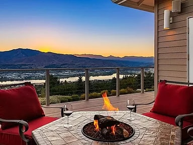 Building Photo - 2467 Twin Peaks Vw