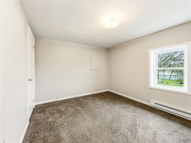 Building Photo - 5466 Willow St
