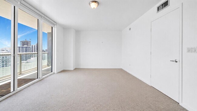 Building Photo - 50 Biscayne Blvd