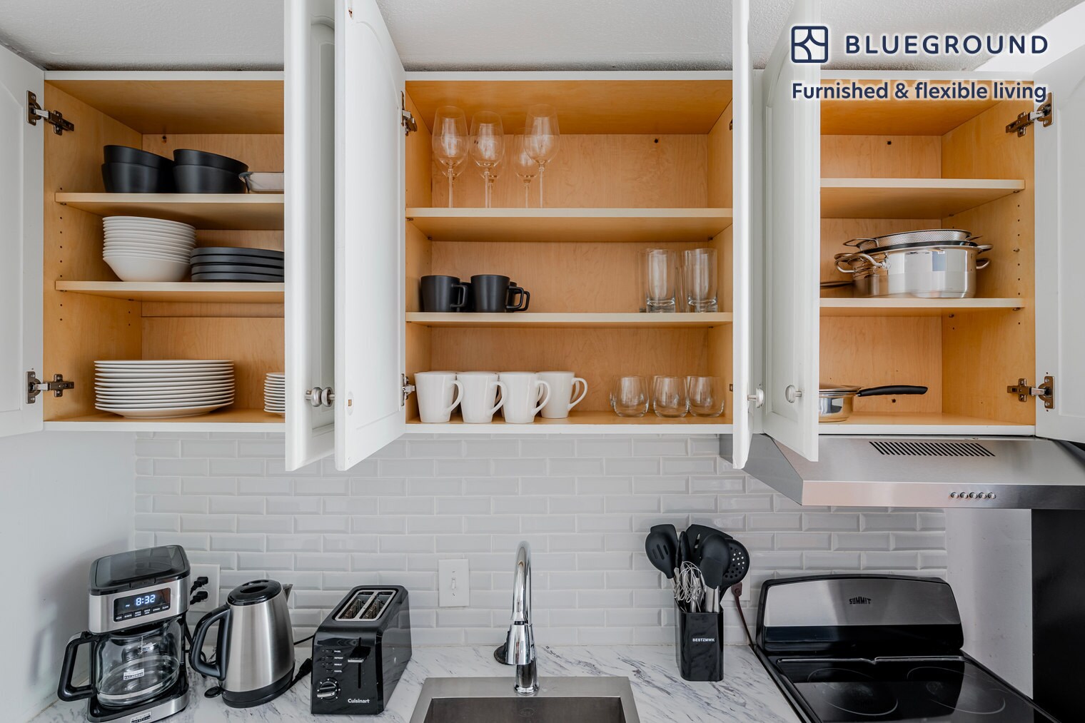 Building Photo - 511 Beacon St