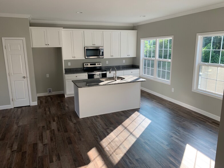 Building Photo - 176 Ridge Pointe Dr