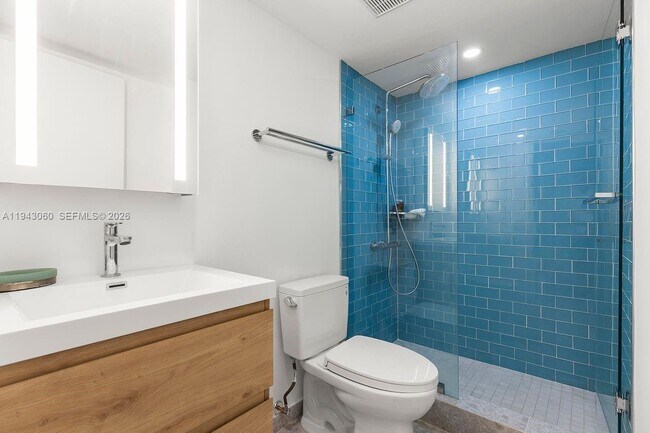 Building Photo - 6767 Collins Ave