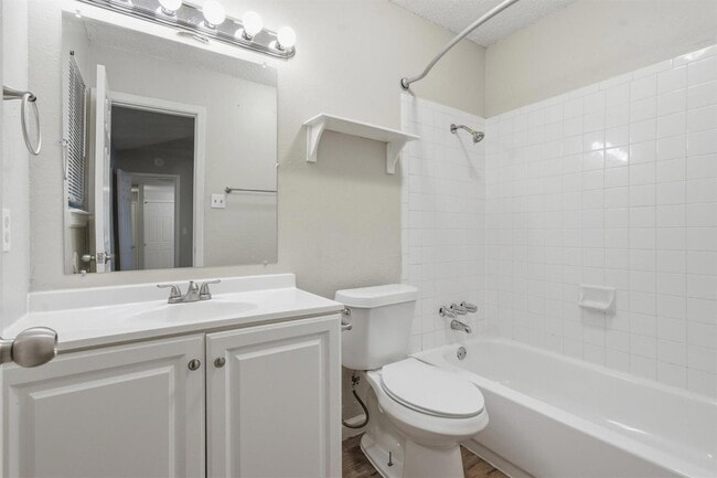 Building Photo - 6305 Emerald Forest Dr