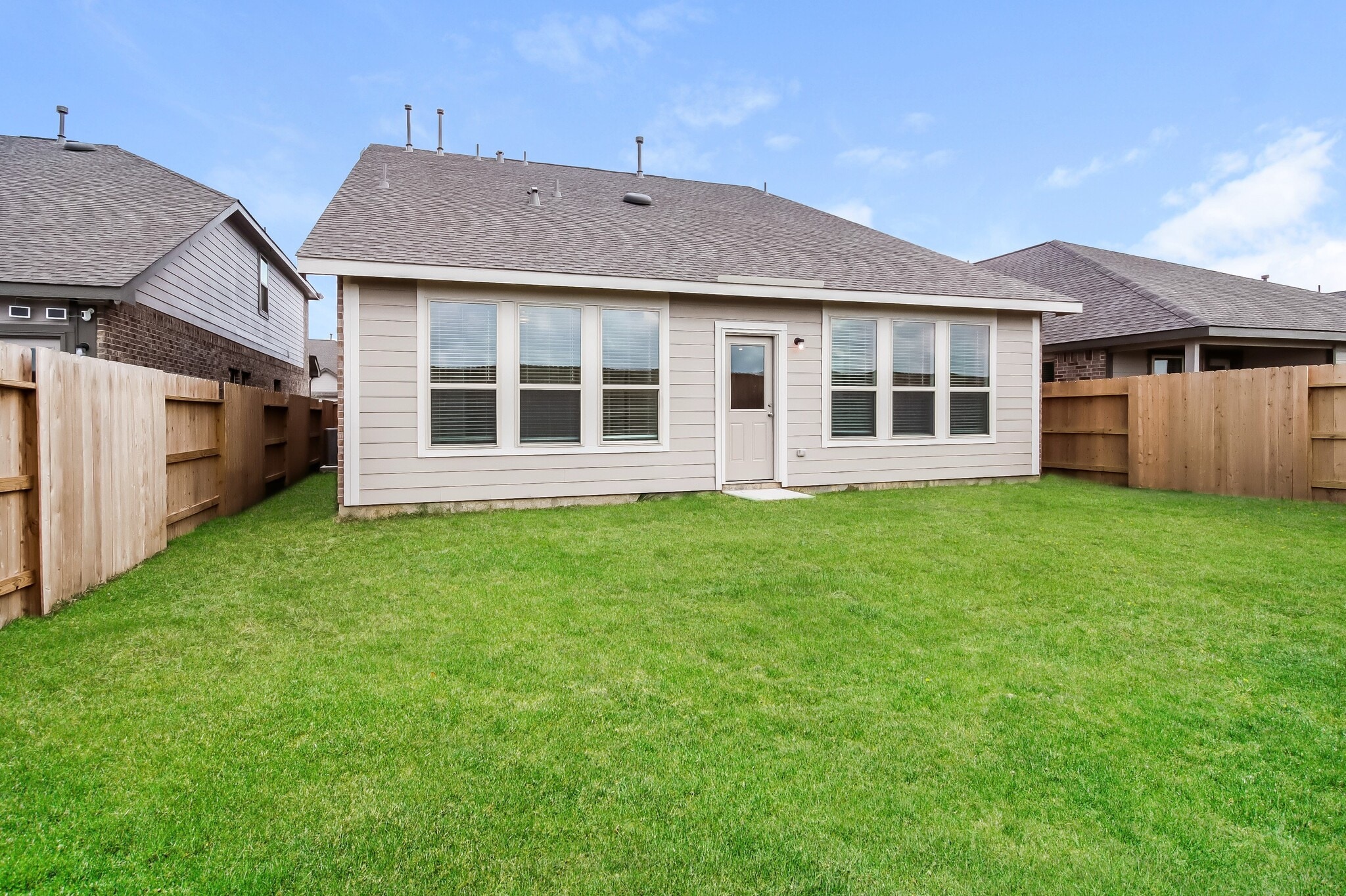 Building Photo - 4915 Eldorado Rose Pl