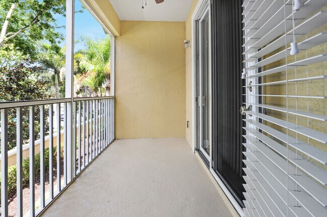 Building Photo - 8078 Moonstone Dr