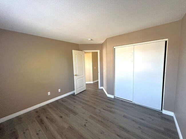 Building Photo - TORREY PINES DR CHINO HILLS 91709 (4 BED/ 2 BATH)