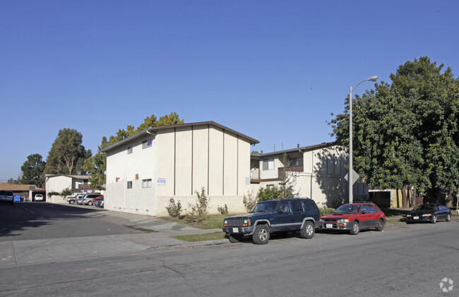 Primary Photo - Del Prado II Apartments