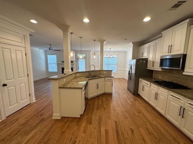 Building Photo - 7540 Jamestown Dr