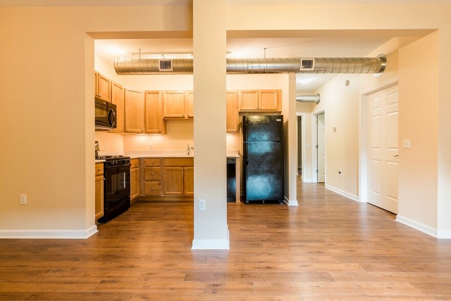 Building Photo - 12 Cunliffe Way