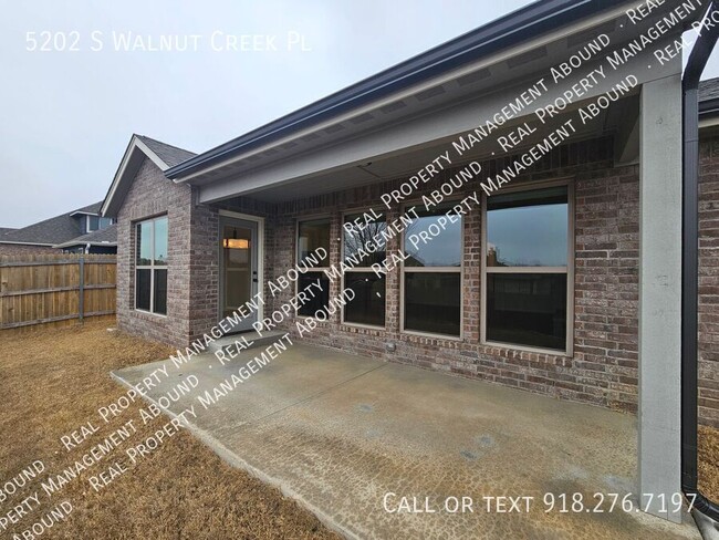 Building Photo - Gated Community, Turn Key!  Sand Springs!