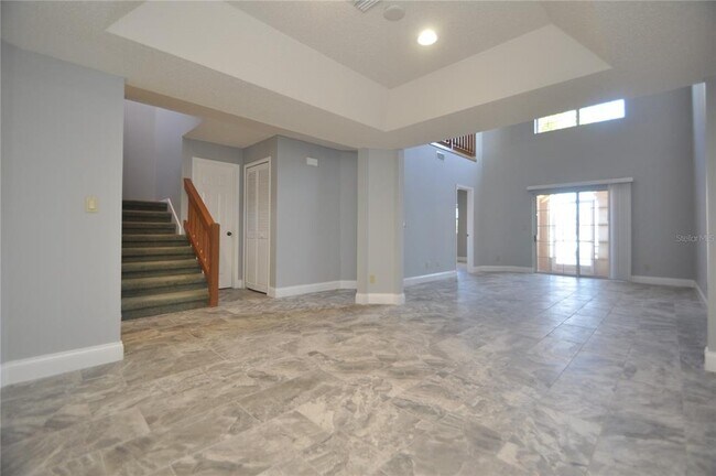 Building Photo - 10 Marina Point Pl