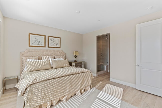 Building Photo - 51475 Whiptail Dr