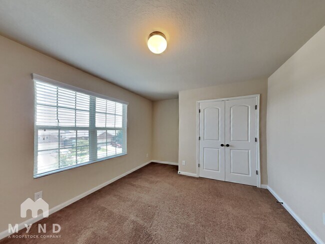 Building Photo - 9627 Bricewood Oak