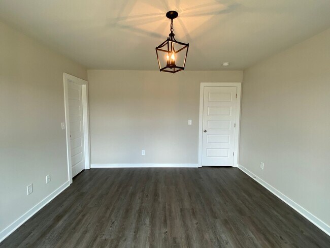 Building Photo - 130 Ridgeview Cir