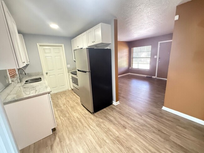 Building Photo - 4574 Barley St
