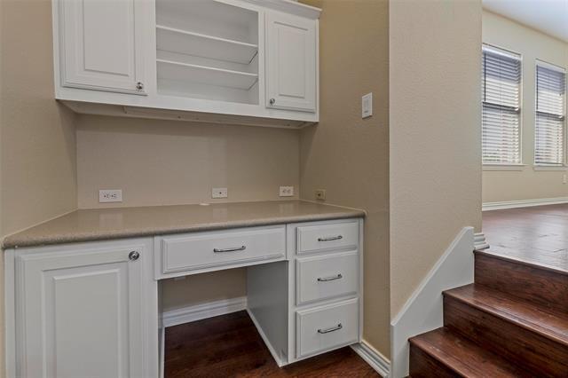 Building Photo - 3409 Continental Dr