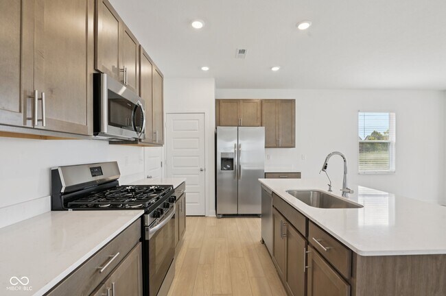 Building Photo - 15480 Postman Rd