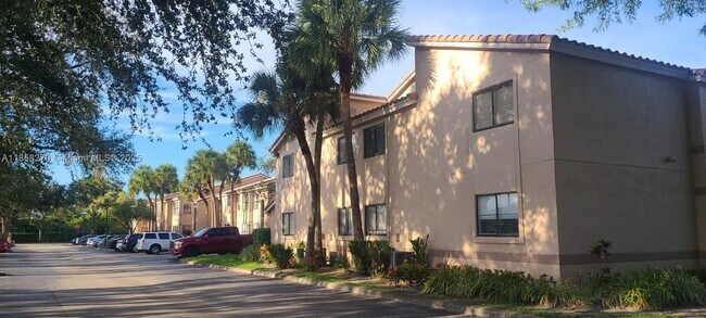 Building Photo - 2986 S University Dr