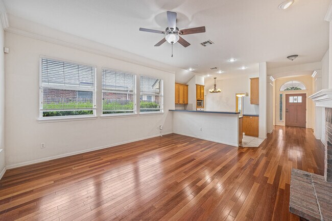 Building Photo - 1804 Montana Sky Dr