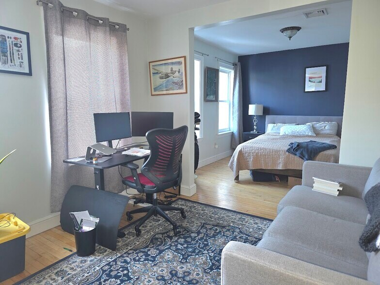 Building Photo - 5 Gore Street Pl