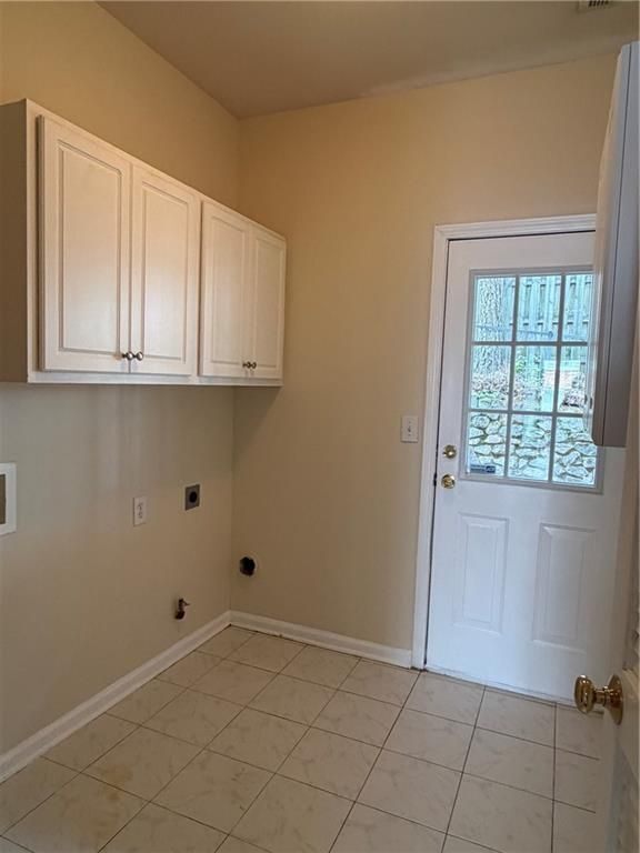 Building Photo - 4012 Howell Park Rd