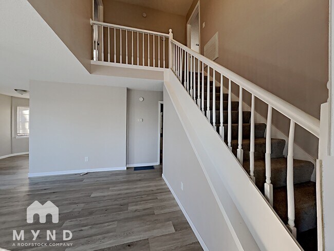 Building Photo - 629 Bennett Dr