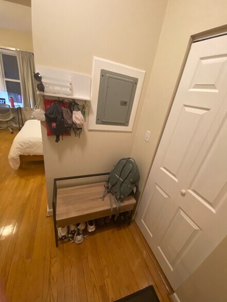 Building Photo - 38 Hemenway St