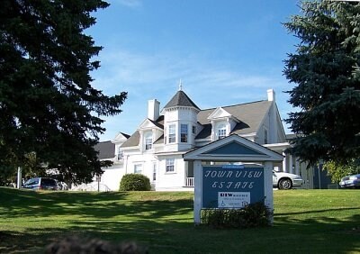Primary Photo - Townview Estates