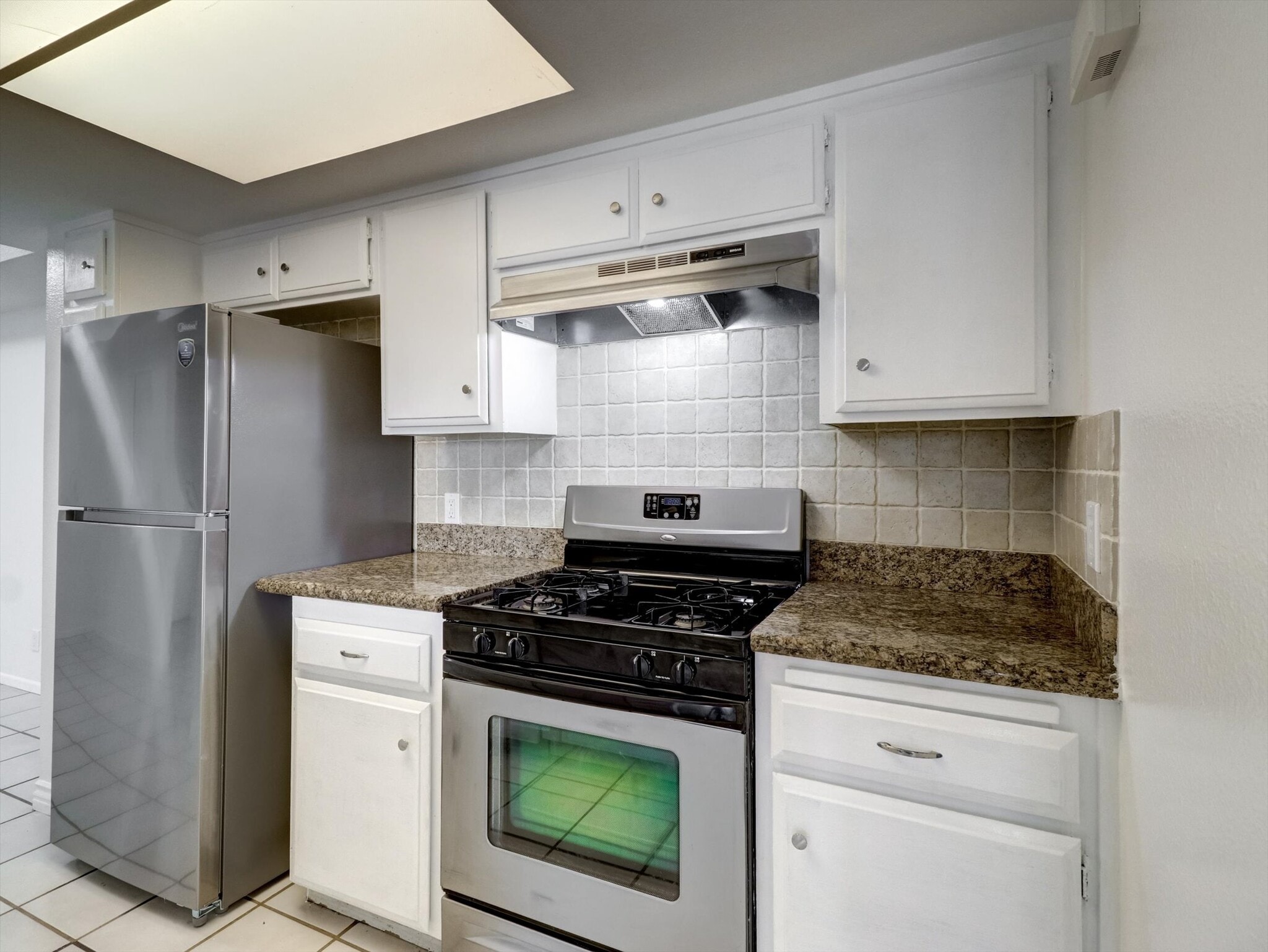 Building Photo - 1490 S Camino Real