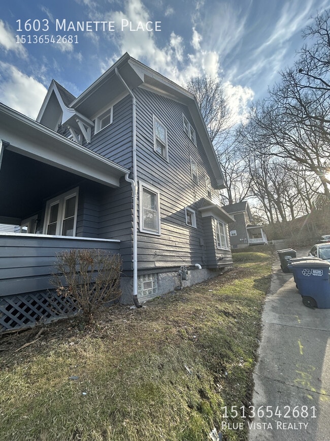 Building Photo - 1603 Manette Pl