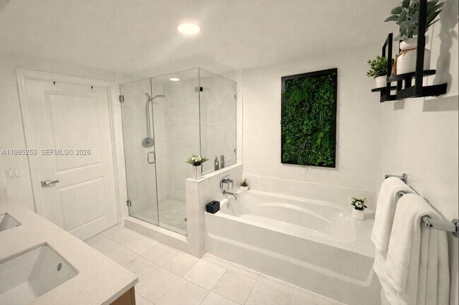 Building Photo - 480 Hibiscus St