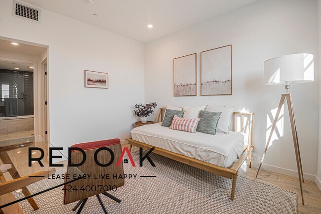 Building Photo - 1333 Orange Grove Ave