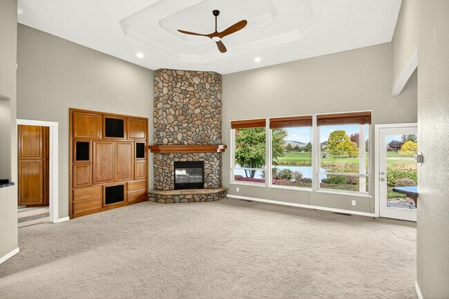 Building Photo - 460 Robert Trent Jones Blvd