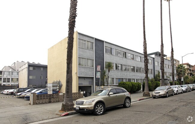 Primary Photo - Jackson Palms Apartment