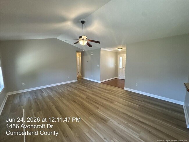 Building Photo - 1456 Avoncroft Dr
