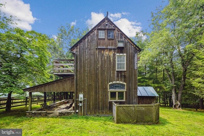 Building Photo - 18285 Foundry Rd