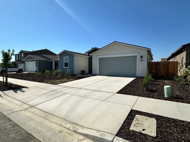 Building Photo - Newly built home coming soon!