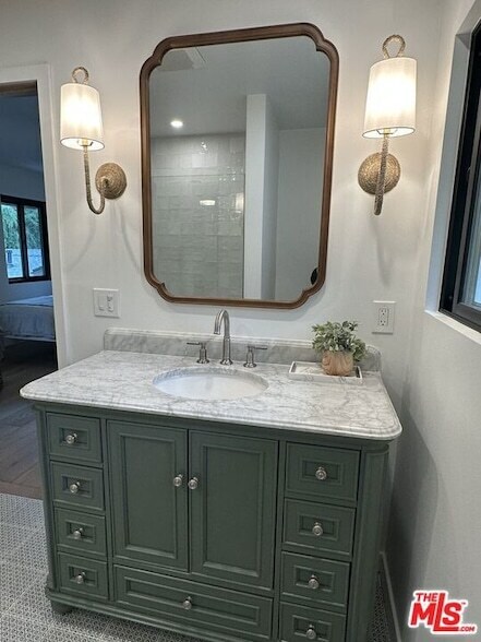 Building Photo - 1131 Rancho Dr