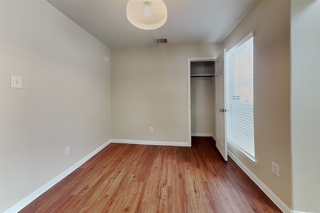 Building Photo - 15458 Bammel Oaks Ct