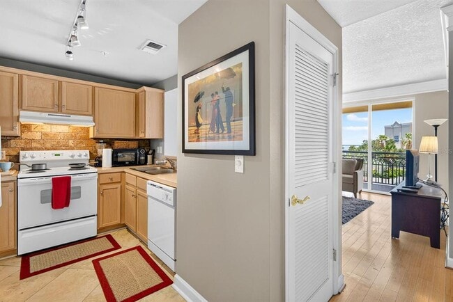 Building Photo - 345 Bayshore Blvd