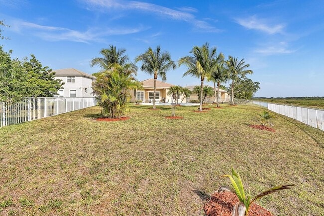 Building Photo - 1688 NW 144th Way