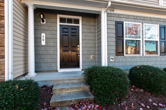 Building Photo - Refined Living: 3BR Townhome in Morrisville’s Keystone Park!