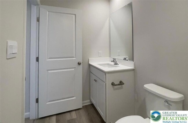 Building Photo - 1248 Martin Rd