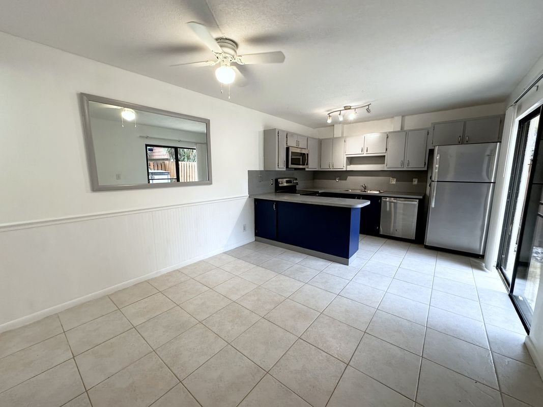 Building Photo - 3103 Spanish Wells Dr